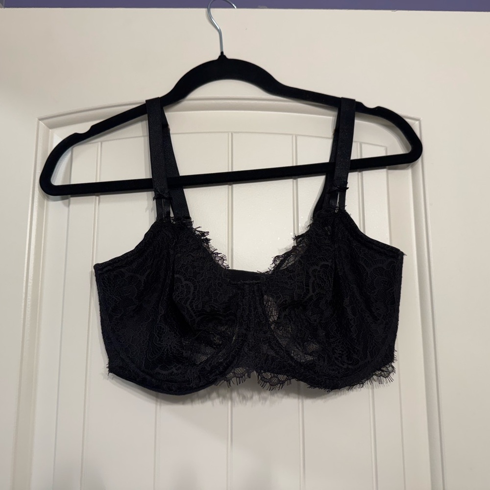 Victoria’s Secret Dream Angels push-up without padding bra size 36G
